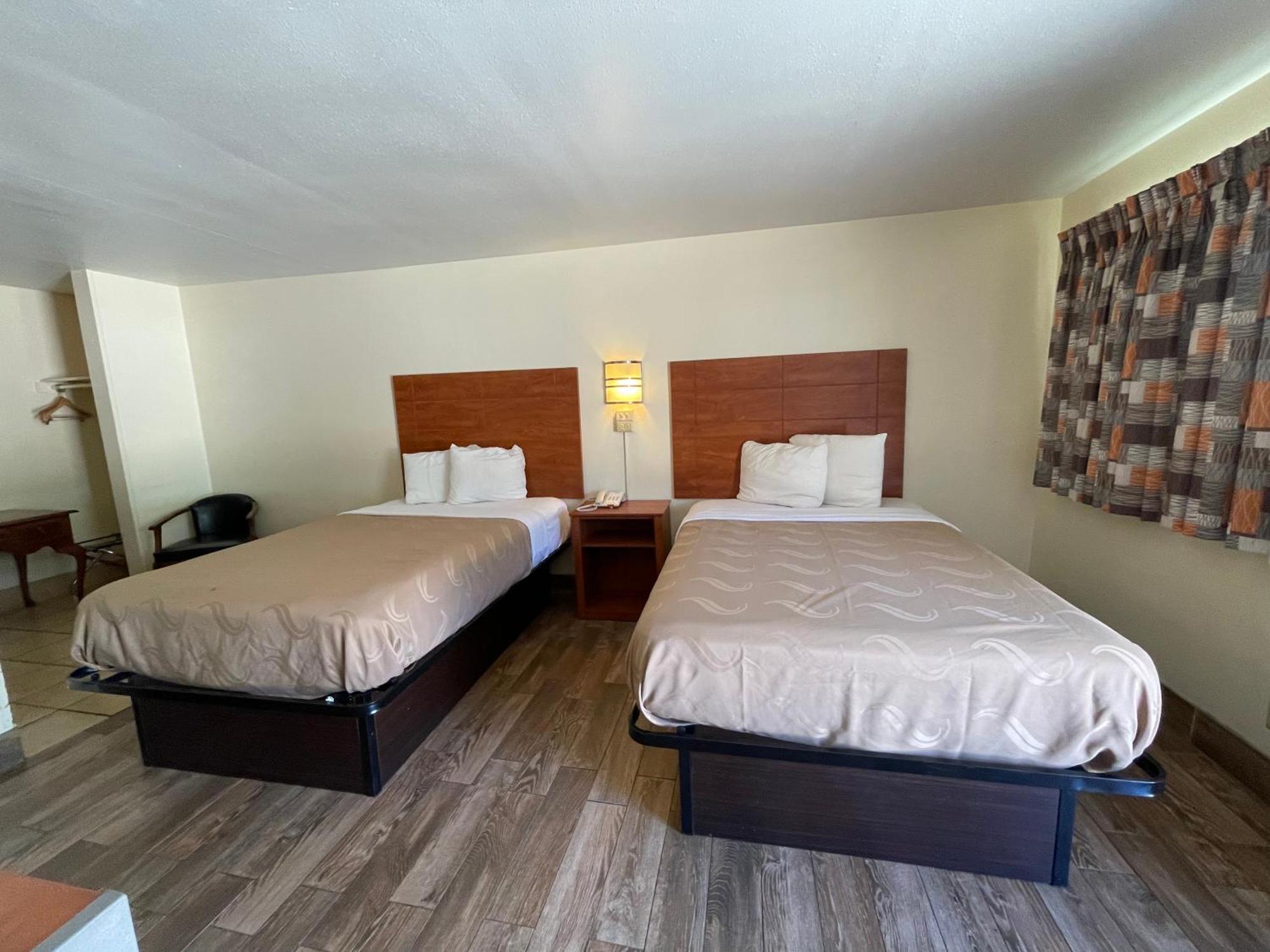 Evergreen Inn And R.V. Winnfield Luaran gambar