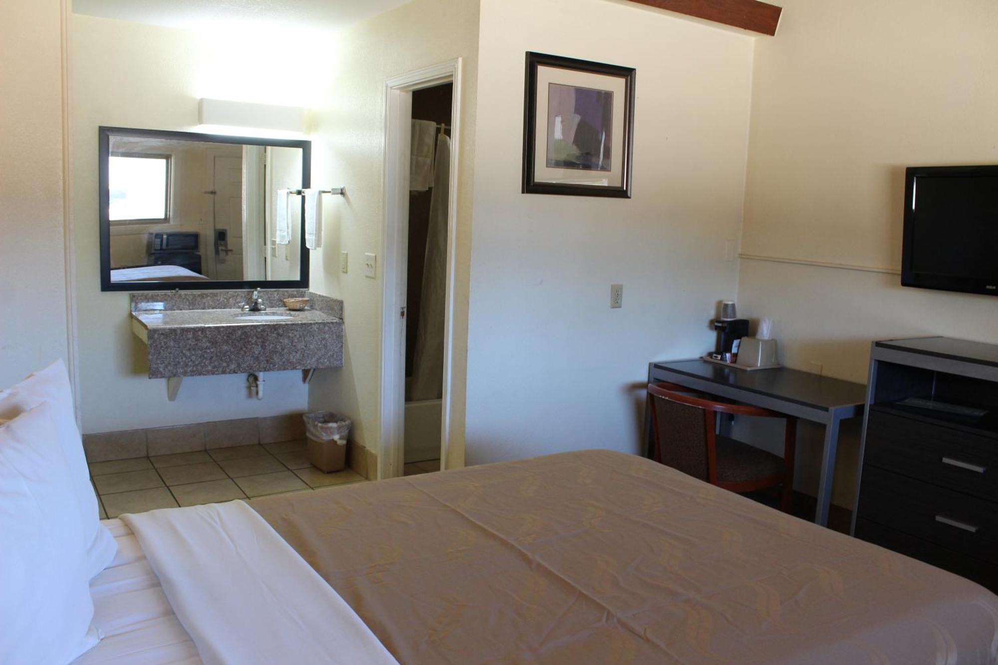 Evergreen Inn And R.V. Winnfield Luaran gambar